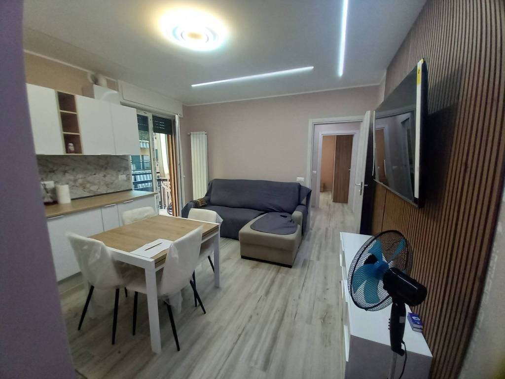 appartamento in vendita a Milano in zona Baggio