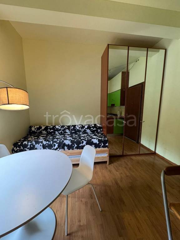 appartamento in vendita a Milano in zona Porta Vittoria