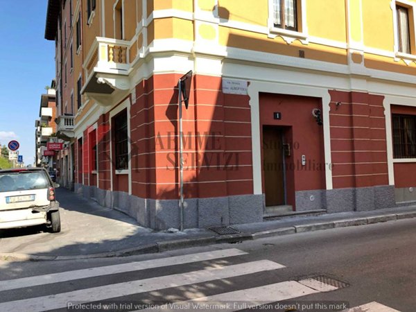 appartamento in vendita a Milano in zona Quarto Oggiaro