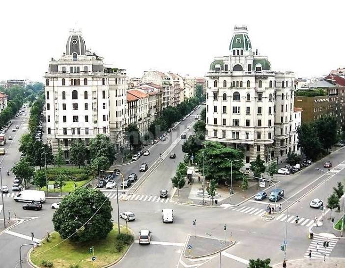 negozio in vendita a Milano in zona Solari