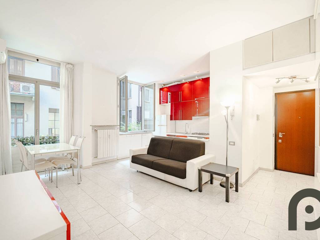 appartamento in vendita a Milano in zona Centro Direzionale