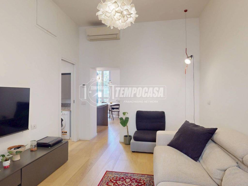 appartamento in vendita a Milano in zona Sempione