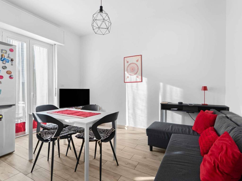 appartamento in vendita a Milano in zona Bocconi