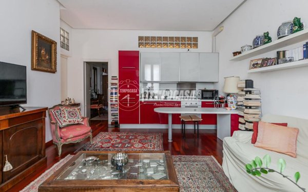 appartamento in vendita a Milano in zona Isola