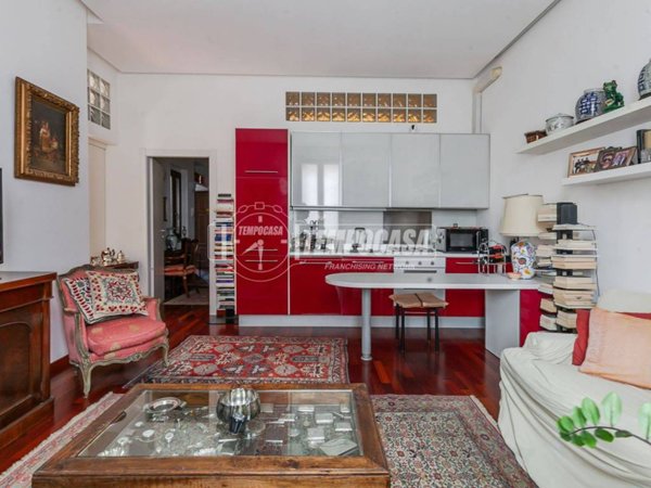 appartamento in vendita a Milano in zona Isola