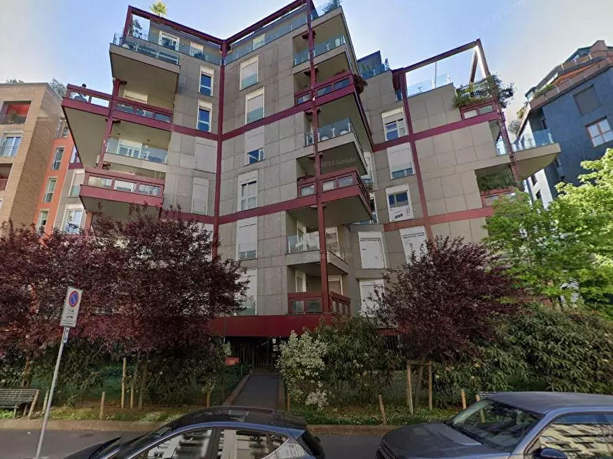 locale di sgombero in vendita a Milano