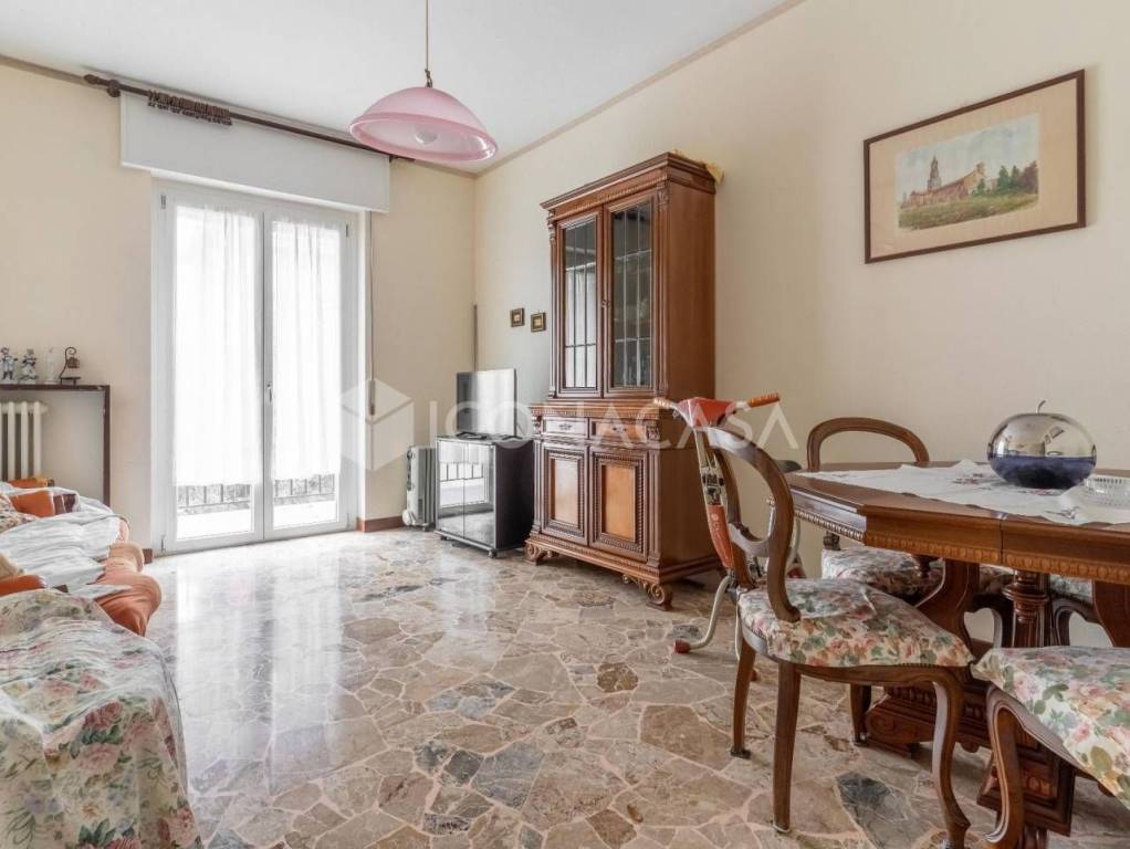 appartamento in vendita a Milano in zona Corvetto