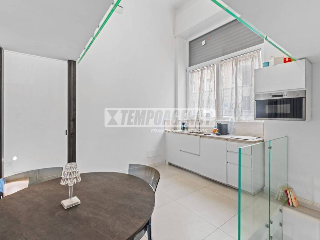 appartamento in vendita a Milano in zona Città Studi