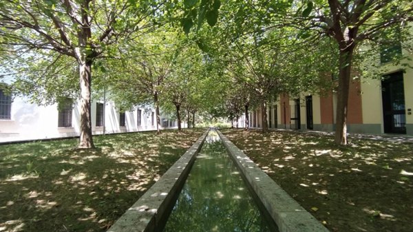 appartamento in vendita a Milano in zona Conchetta