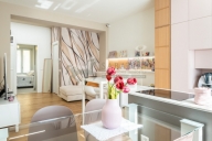 appartamento in vendita a Milano in zona Porta Nuova