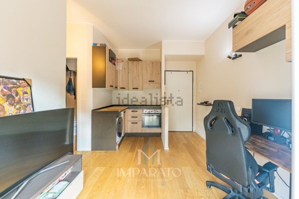 appartamento in vendita a Milano in zona Vigentino