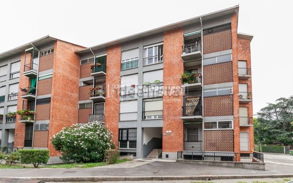 appartamento in vendita a Milano in zona Vialba
