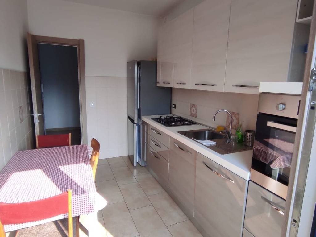 appartamento in vendita a Milano in zona Quartiere degli Olmi