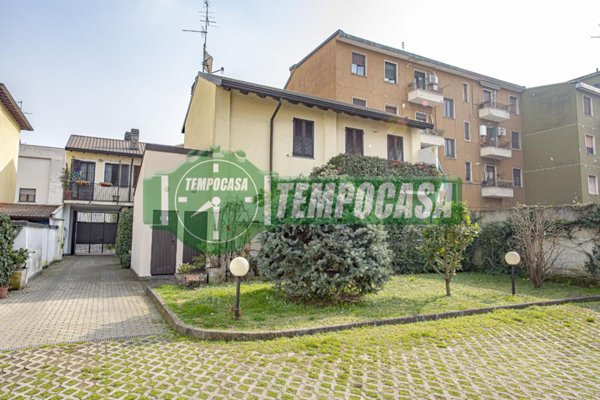 appartamento in vendita a Milano in zona Ponte Lambro