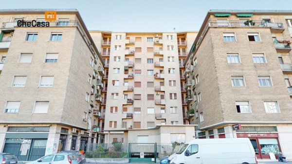 appartamento in vendita a Milano in zona Rottole
