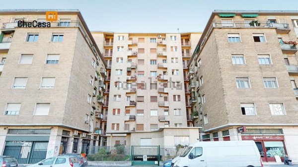 appartamento in vendita a Milano in zona Rottole