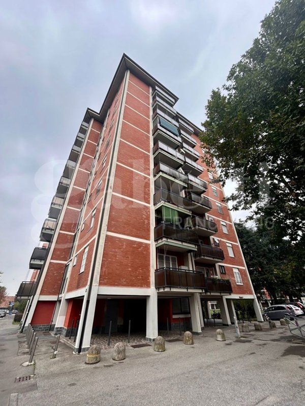 appartamento in vendita a Milano in zona Chiesa Rossa