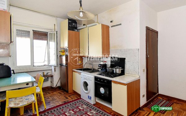 appartamento in vendita a Milano in zona Famagosta