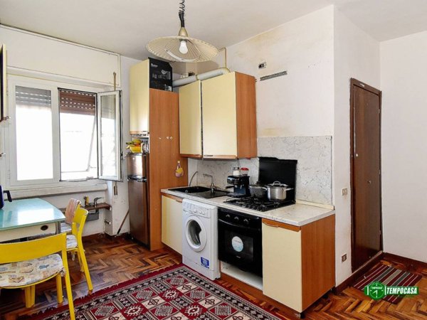 appartamento in vendita a Milano in zona Famagosta