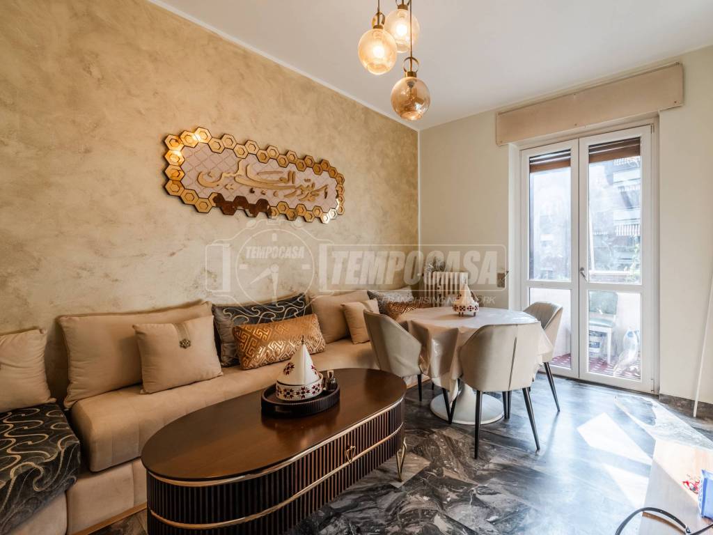 appartamento in vendita a Milano in zona Vigentino