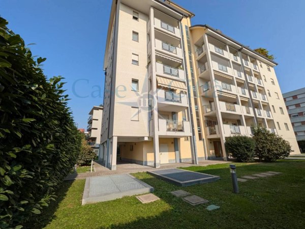 appartamento in vendita a Milano in zona Trenno