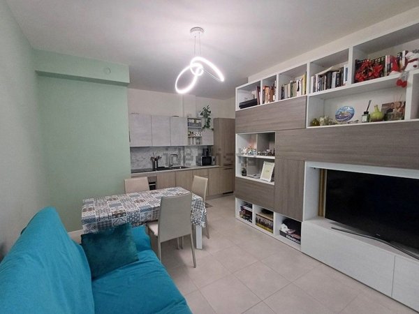 appartamento in vendita a Milano in zona Casoretto