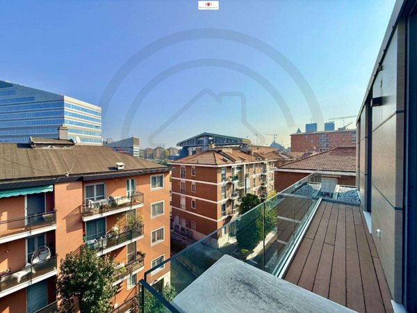 appartamento in vendita a Milano in zona Isola