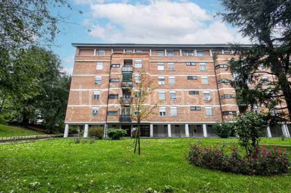 appartamento in vendita a Milano in zona Chiesa Rossa