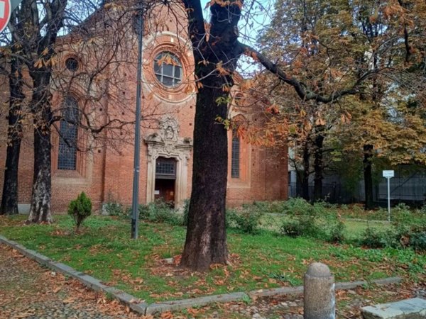 appartamento in vendita a Milano in zona Porta Vittoria