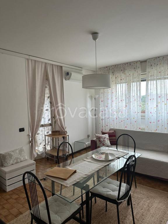 appartamento in vendita a Milano in zona Gallaratese