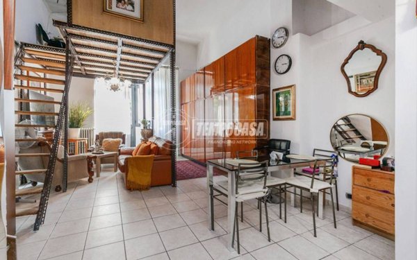 appartamento in vendita a Milano in zona Bovisa