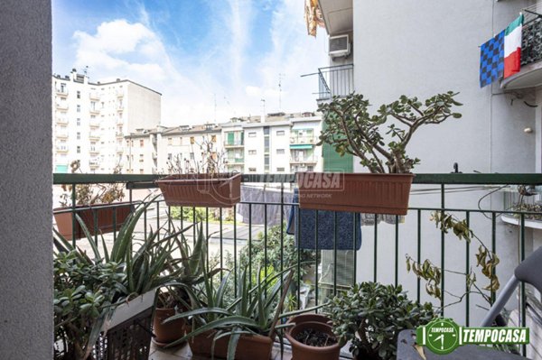 appartamento in vendita a Milano in zona Montalbino