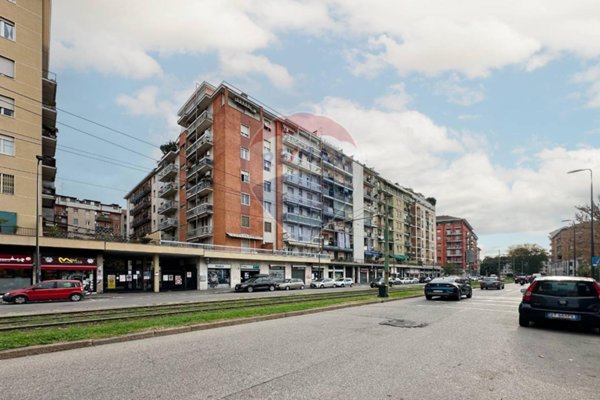 appartamento in vendita a Milano in zona Ghisolfa