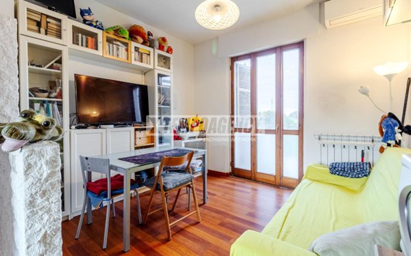 appartamento in vendita a Milano in zona Rogoredo