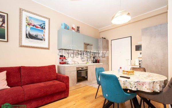 appartamento in vendita a Milano in zona Centro Direzionale