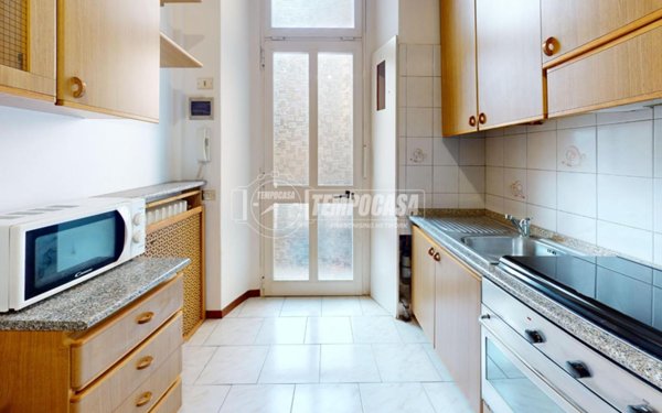 appartamento in vendita a Milano in zona Cagnola