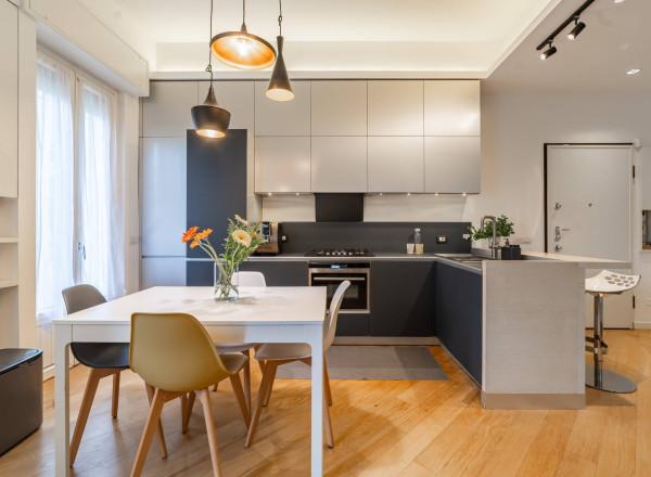 appartamento in vendita a Milano in zona Sempione