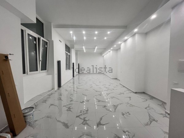 appartamento in vendita a Milano in zona Guastalla