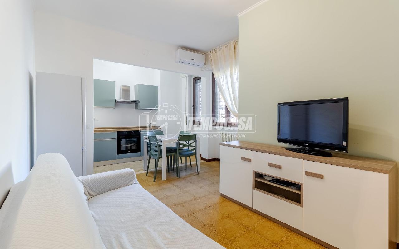 appartamento in vendita a Milano in zona Rogoredo