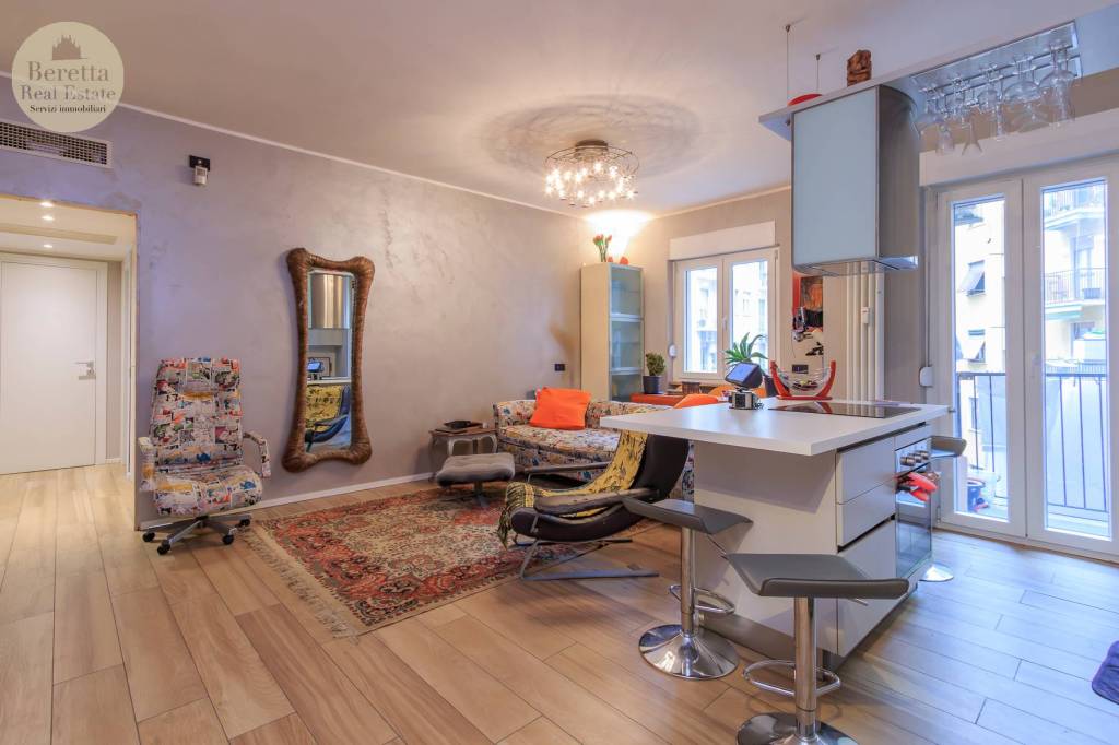 appartamento in vendita a Milano in zona Porta Garibaldi