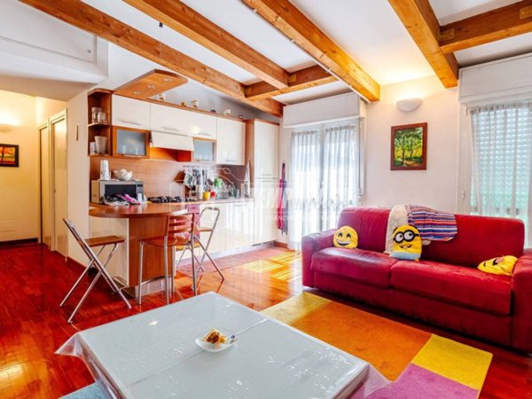 appartamento in vendita a Milano in zona Piazzale Lodi