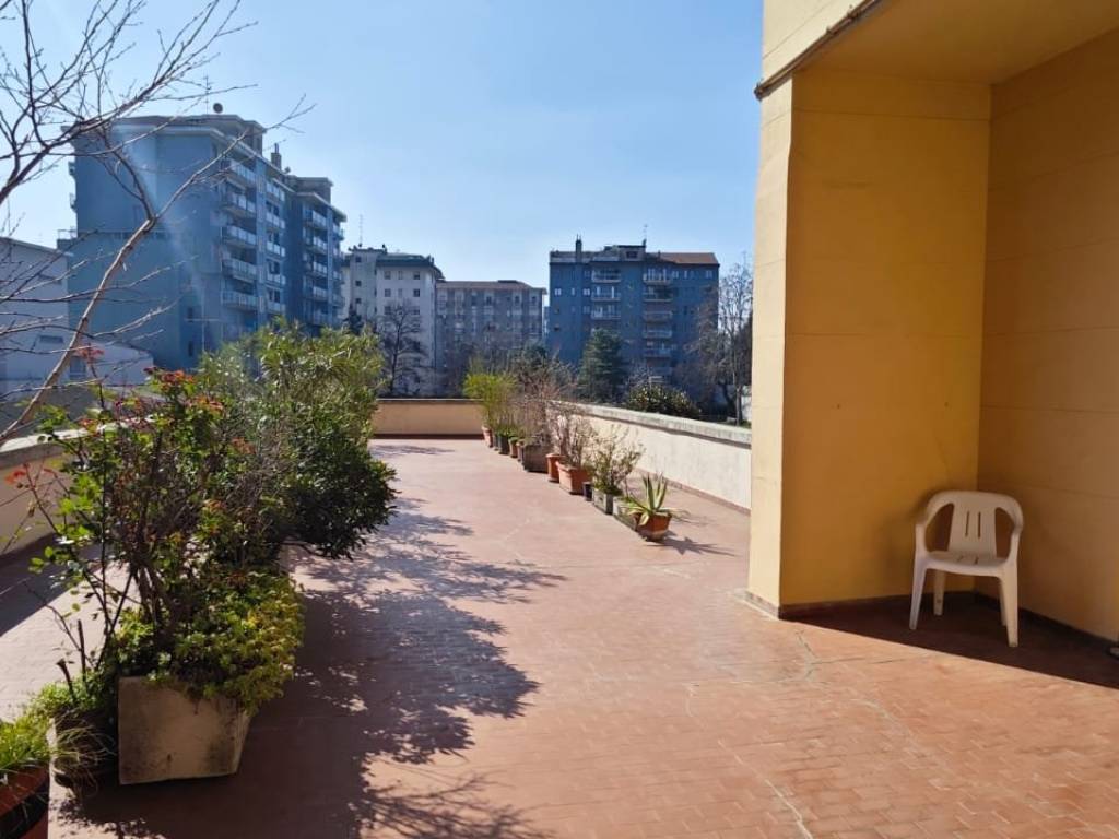 appartamento in vendita a Milano in zona Il Portello
