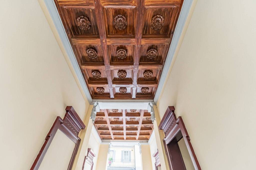 appartamento in vendita a Milano in zona Isola