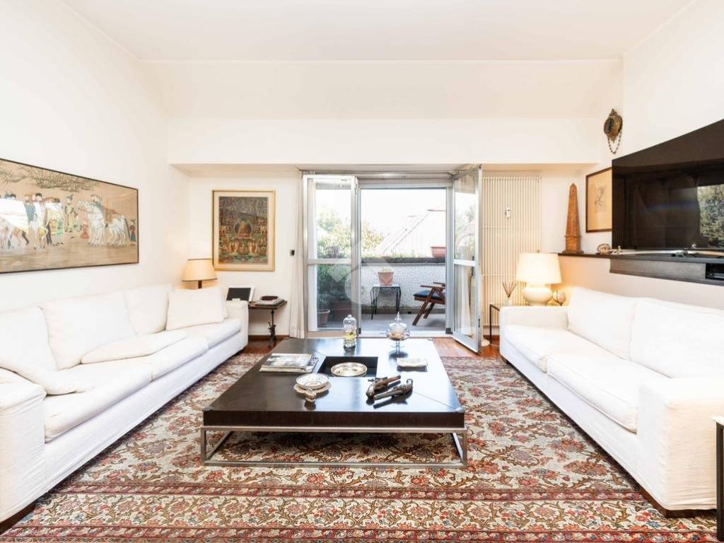 appartamento in vendita a Milano in zona Maggiolina