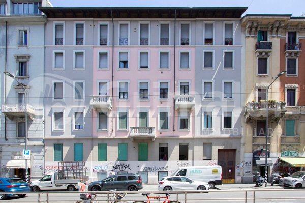 appartamento in vendita a Milano in zona Famagosta