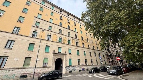 appartamento in vendita a Milano in zona XXII Marzo