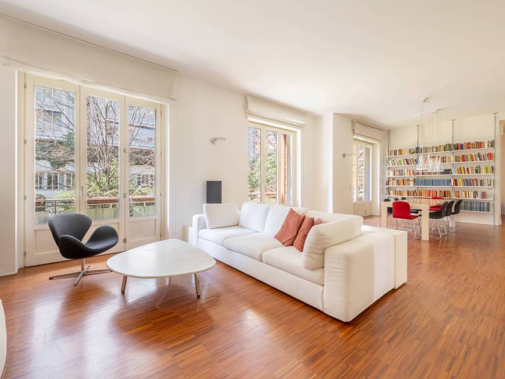 appartamento in vendita a Milano in zona Porta Romana