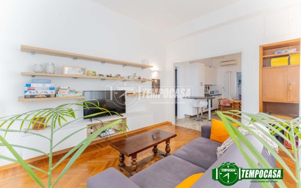 appartamento in vendita a Milano in zona Parco Solari