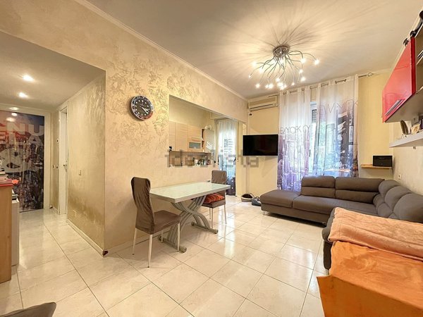 appartamento in vendita a Milano in zona Lorenteggio