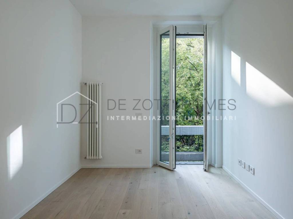 appartamento in vendita a Milano in zona Sempione